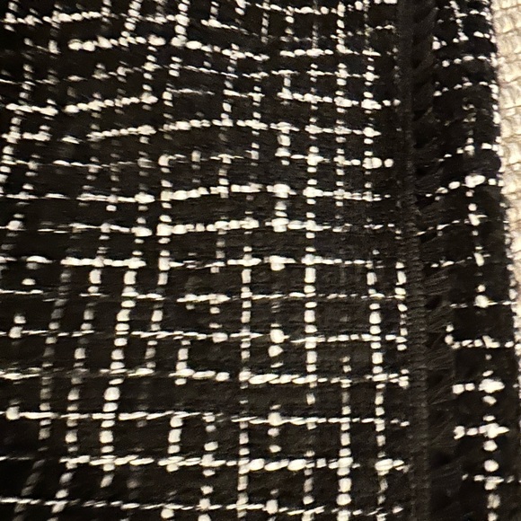 Zara | Black & White Frayed Tweed Pant Set | Size M (includes both pieces) - Picture 6 of 8